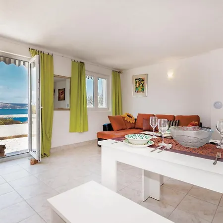 2 Bedroom Beautiful In * Klenovica